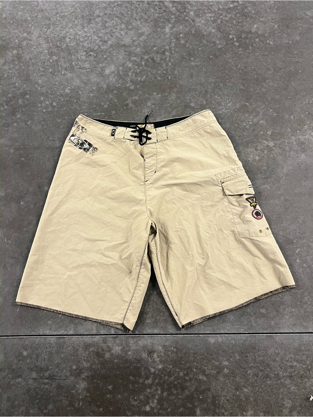 Oakley Cyber Tech Vintage Y2K Beige Cargo Board Shorts